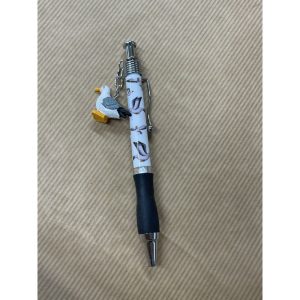 stylo mouette avec pendentif