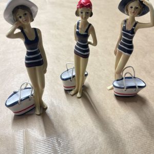 baigneuse avec sac de plage