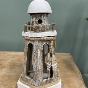 phare en bois avec led à pilles
